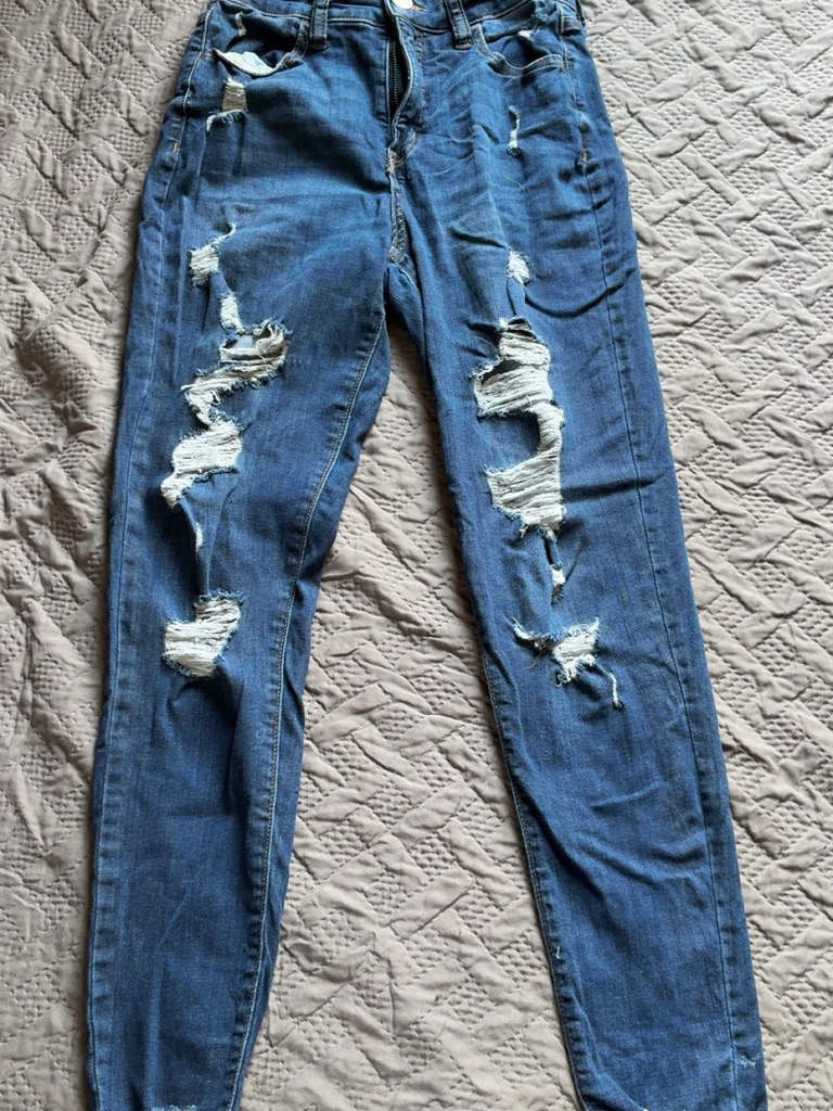 Women's Ripped Skinny Jeans In Dark Blue - Stretch Denim